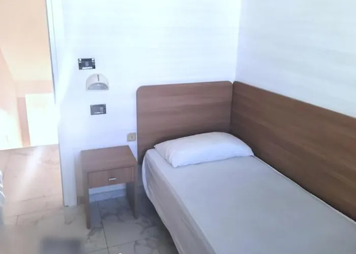 Budget Single Room